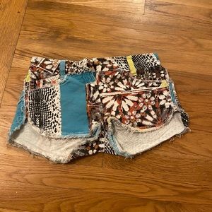 Multi print Jean shorts!
